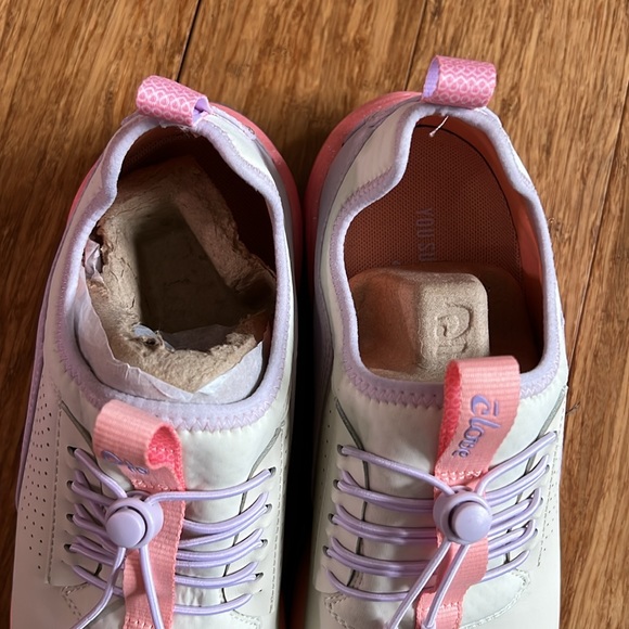 NEW CLOVE Sneakers bone/Pink/Lilac sz 10 Women/8.5 Mens - Picture 4 of 8